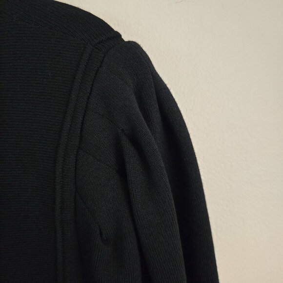 Ming Wang NWT Knit V Neck Quiet Luxury Pearl Button Black Dress Size M - Picture 5 of 8